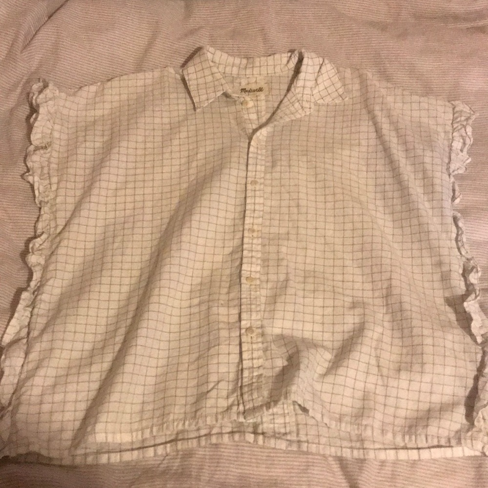 Madewell short sleeve button down with ruffles
